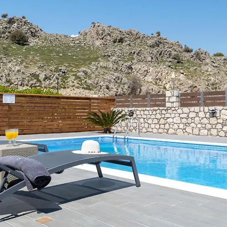 Costa Costa - Luxury Villa