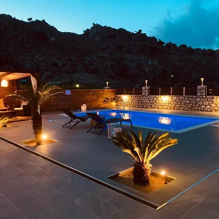 Villa Costa Costa - Luxury *