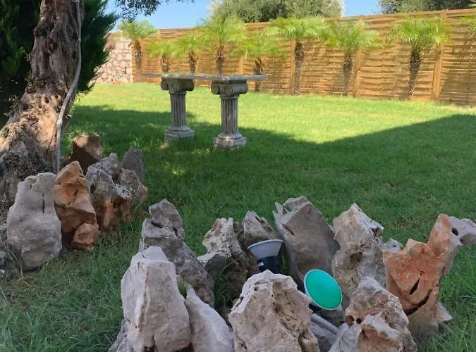 Costa Costa - Luxury Κολύμπια